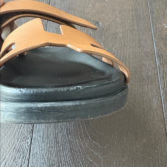 Hermès Tan Leather Chypre Sandals - Picture 2 of 4